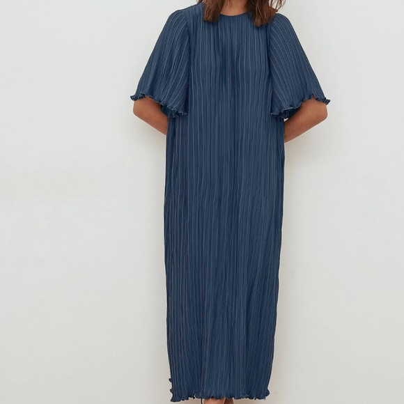 Navy Plisse Maxi Wide Sleeve Flowy Na-kd Dress Blue Small Medium - Picture 2 of 4